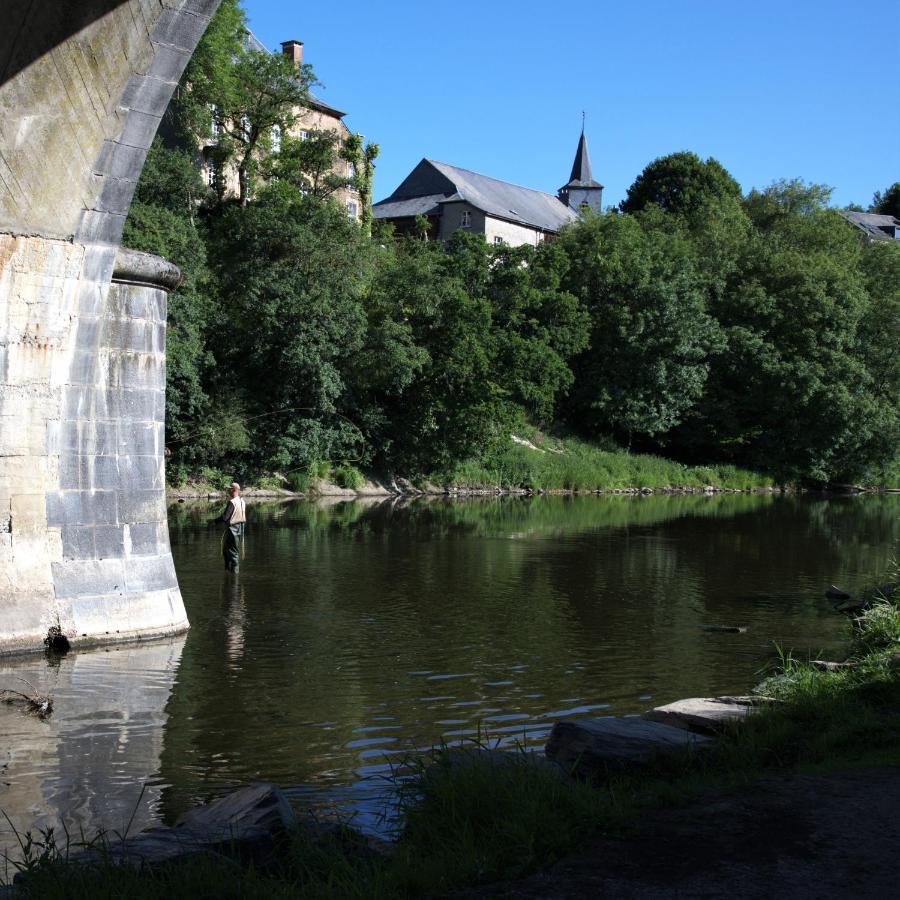 Au Charme Du 13 Faubourg De France A Bouillon Βίλα Εξωτερικό φωτογραφία
