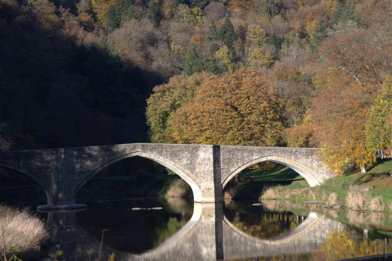 Au Charme Du 13 Faubourg De France A Bouillon Βίλα Εξωτερικό φωτογραφία