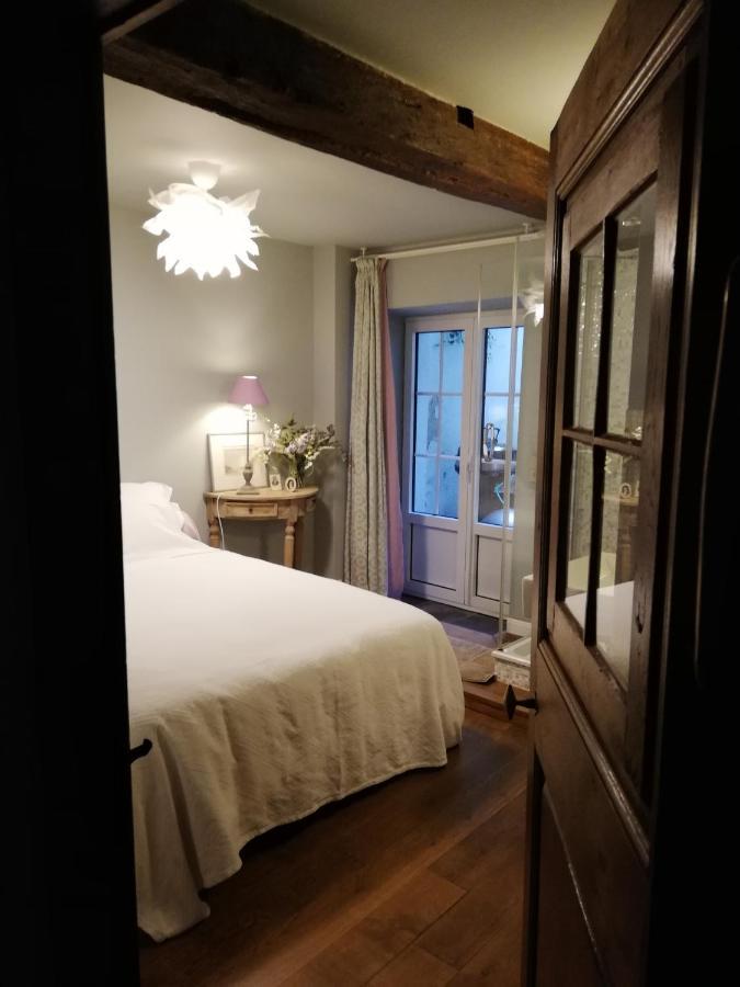 Au Charme Du 13 Faubourg De France A Bouillon Βίλα Εξωτερικό φωτογραφία